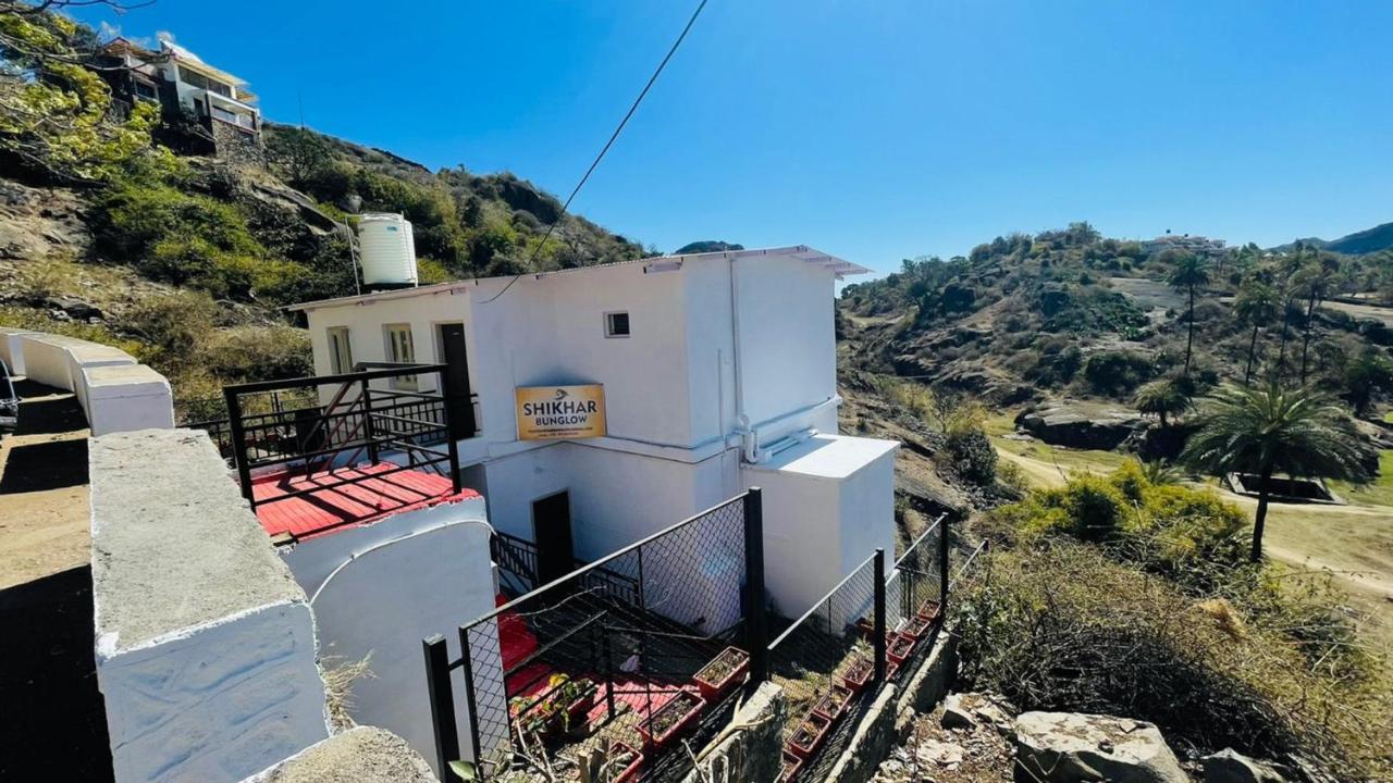Bed and Breakfast Shikhar Bunglow - A Stunning Valley View Bungalow In Маунт-Абу Екстер'єр фото