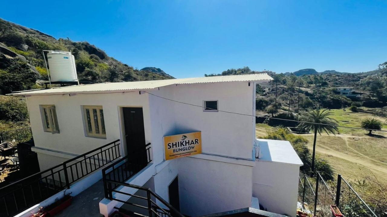Bed and Breakfast Shikhar Bunglow - A Stunning Valley View Bungalow In Маунт-Абу Екстер'єр фото